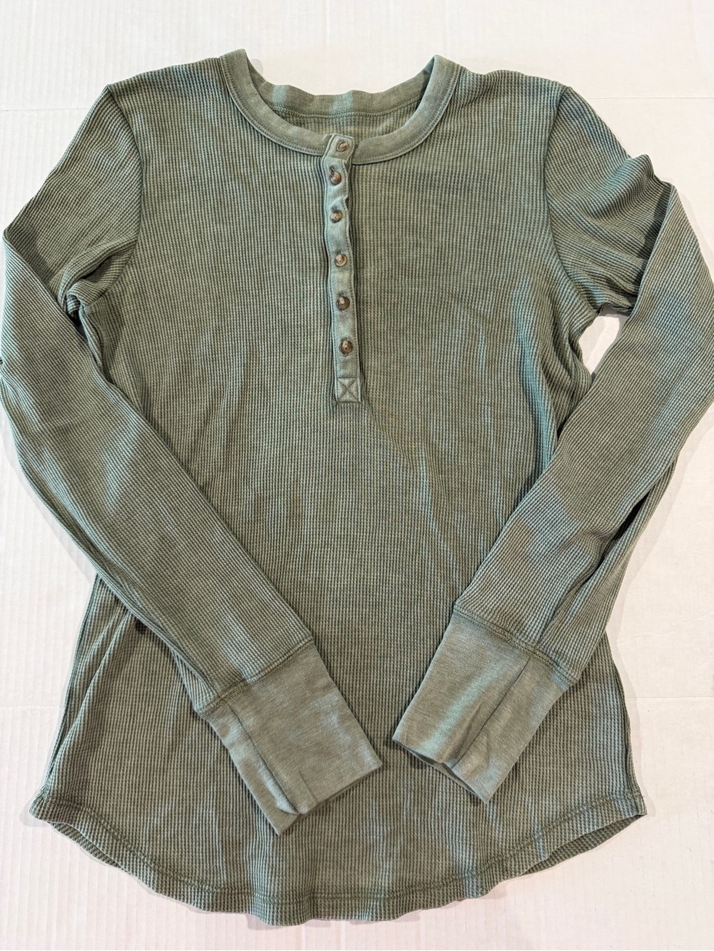 Aerie Sage Green Waffle Henley 🌿🤎
